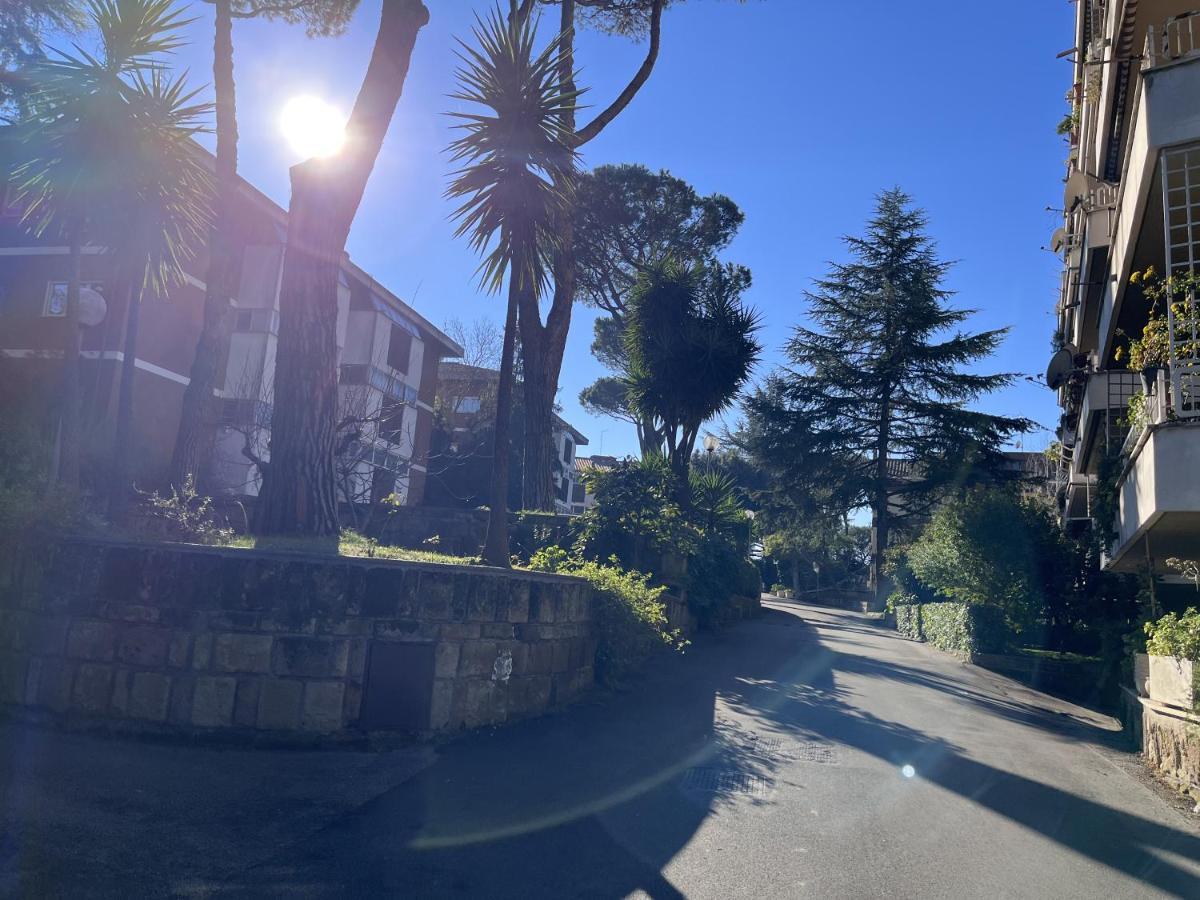 Apartmán Monolocale A Mostacciano Řím Exteriér fotografie