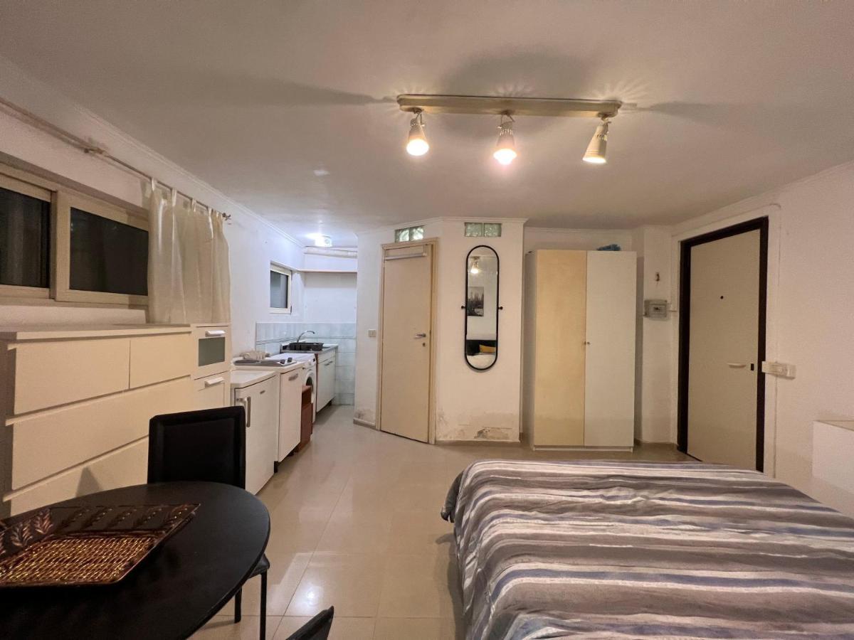 Apartmán Monolocale A Mostacciano Řím Exteriér fotografie