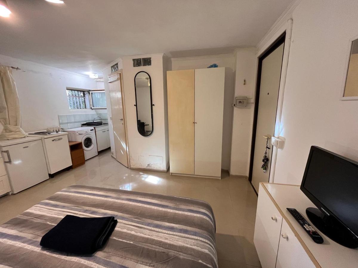 Apartmán Monolocale A Mostacciano Řím Exteriér fotografie